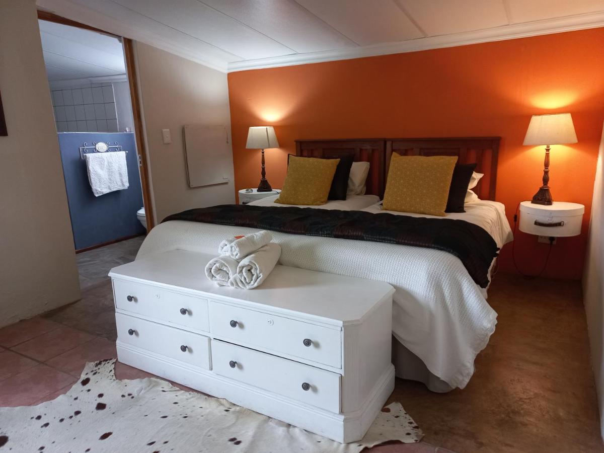 Dekotzenhof Hotel Wakkerstroom Buitenkant foto